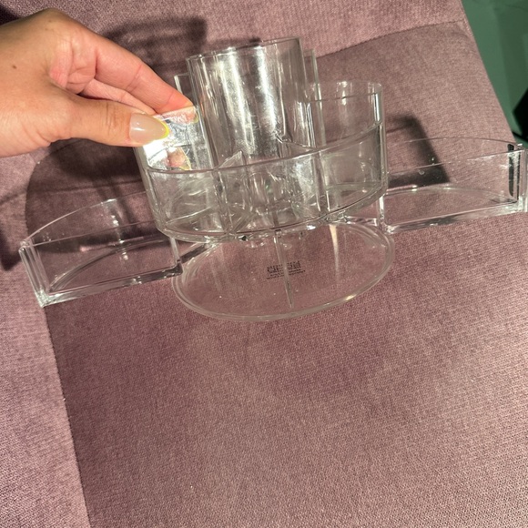 Makeup organizer - Picture 3 of 3